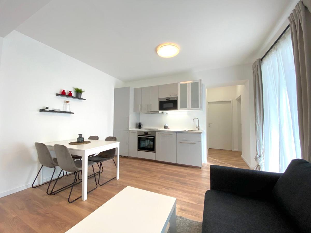 White Inn - Ferienwohnung Mit Terrasse เมือร์ซซุชลาก ภายนอก รูปภาพ